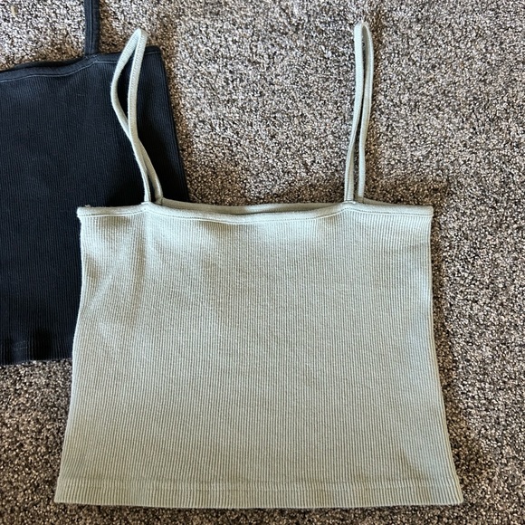 PACSUN- 2 Straight neckline, cropped tanks! - Picture 2 of 4